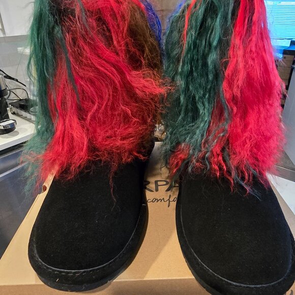 NEW BEARPAW Boo Real Lamb Fur Lined Boots "Rasta" Black / Multi Womens Size 9 - Picture 4 of 13